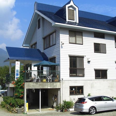 Naeba Mikuniso Hotel Кусацу Екстериор снимка